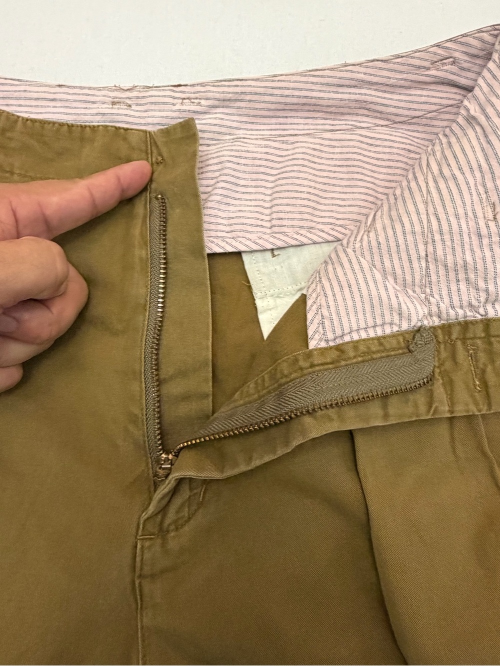 Patagonia Women’s Cotton Baggy Tapered Button Cuff Hiking Pants Brown Sz16
#B655 - Picture 5 of 10